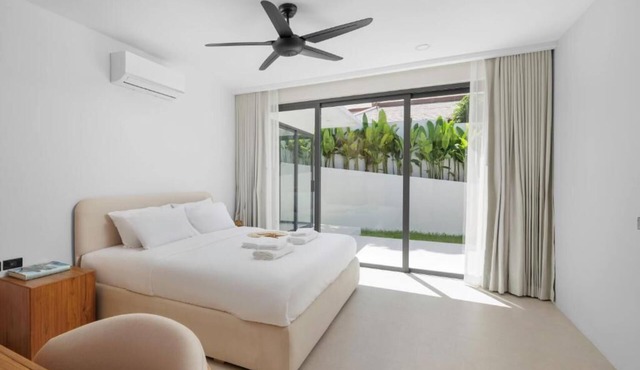 The Villa Coco - 3 Bedroom - Near Beach - Spa Pool
