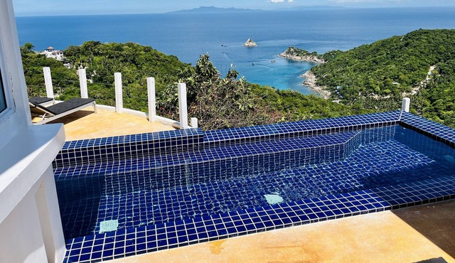 Top of the Rock Pool Villa, Koh Tao - 3BR - Sleeps 8