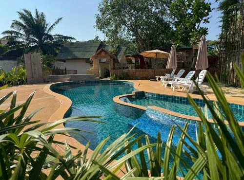 Tree Space Lanta Pool Stay Quiet & Near Beach