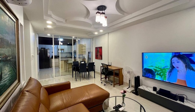 Valley 40 - 2 bedrooms 2 bathrooms Private Villa near Phuket Town