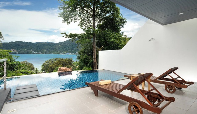Villa 8 oceanfront pool villa