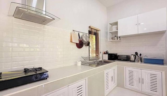 Villa La Forest – Tropical Escape with Shared Pool Near Hin Kong Beach