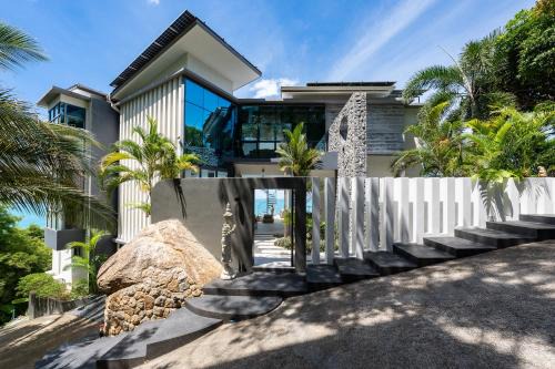 Villa Seawadee - luxurious, award-winning design Villa with amazing panoramic seaview