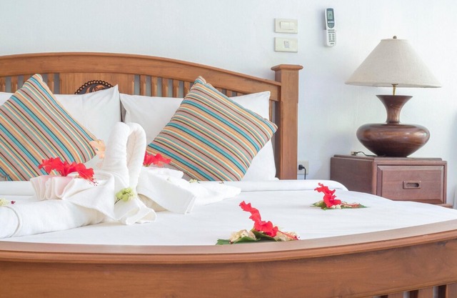 Family Holiday Village@Lone Island 1