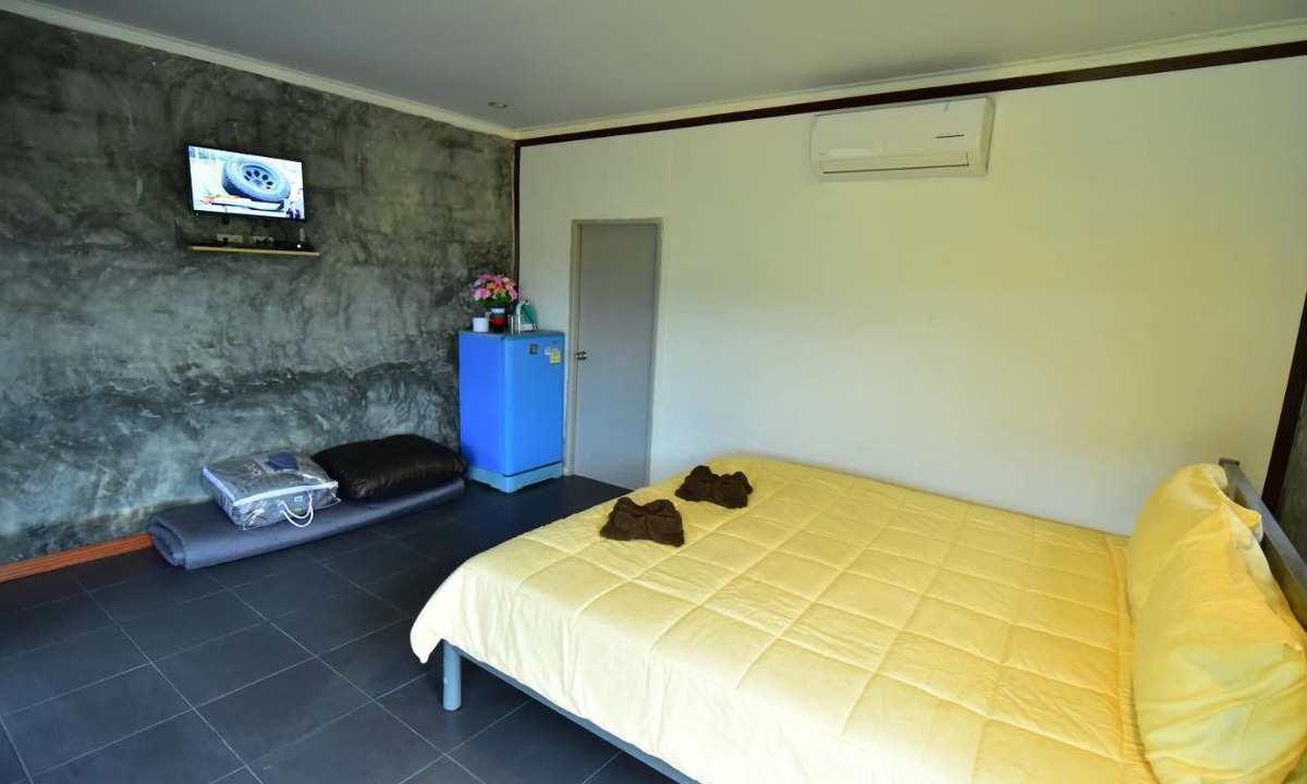 Khaem Son Hotel | Music Khao Kho