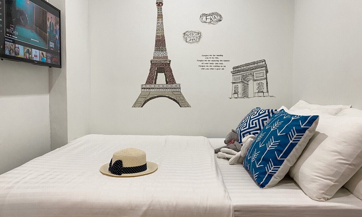 Asoke Hostel | Click Hostel