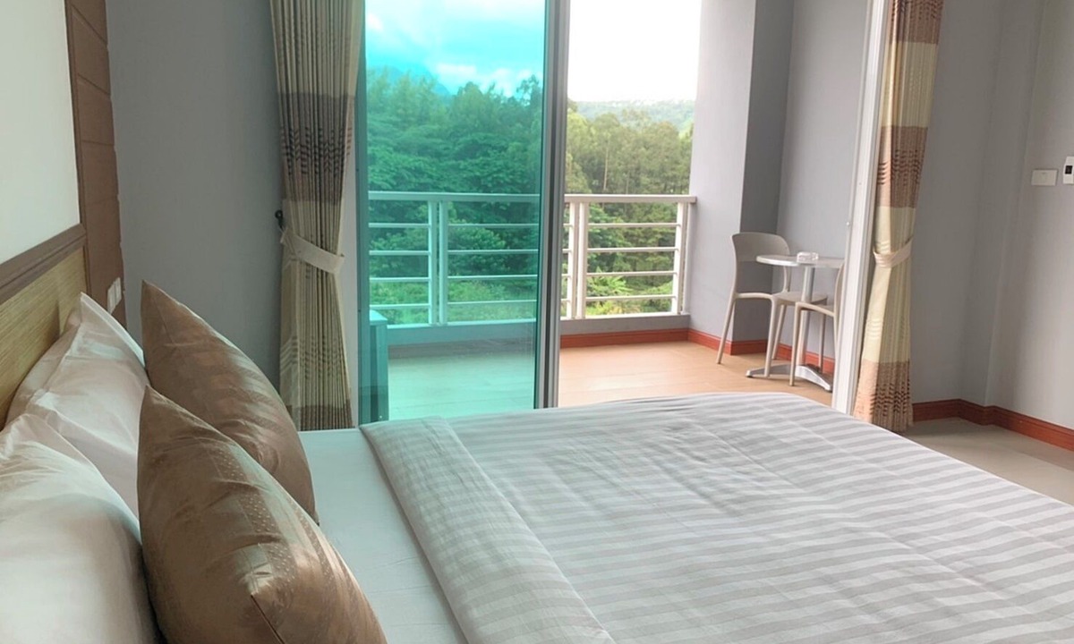 Khaem Son Hotel | Breezehill Khao Kho Hotel