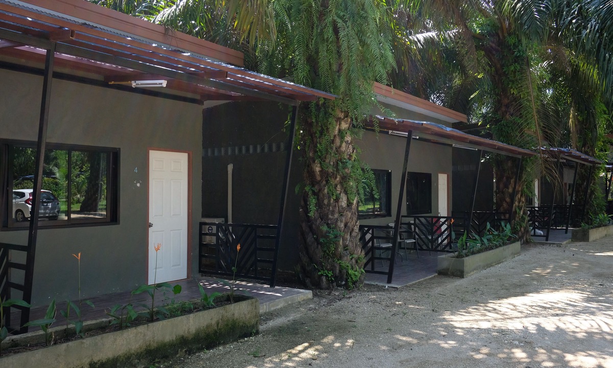 Takua Pa Hotel | Phang Nga Farmstay