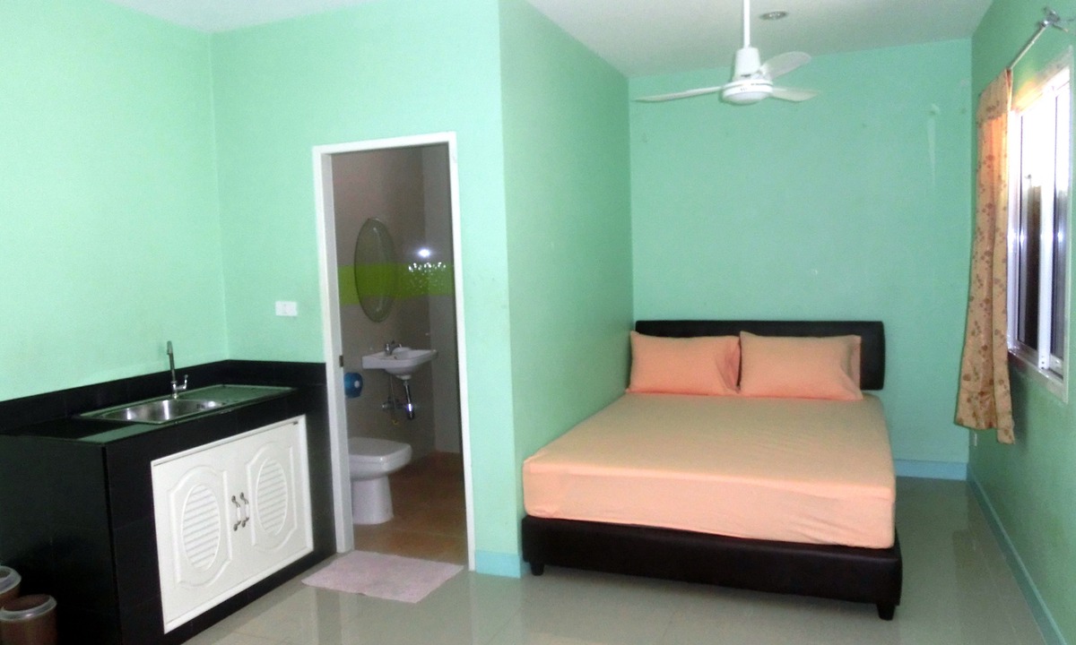 Talat Yai House | Pek House