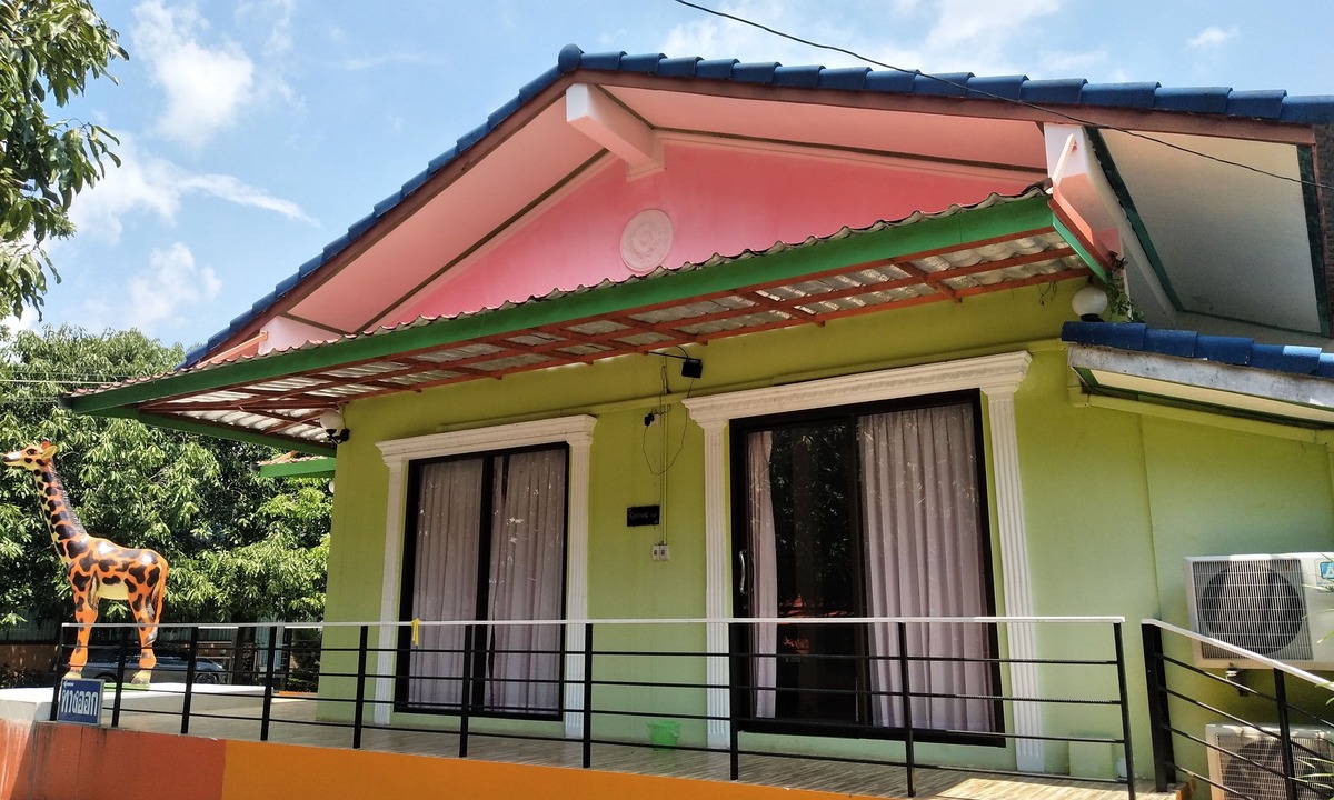 Wihan Daeng Hotel | Khonchom Resort