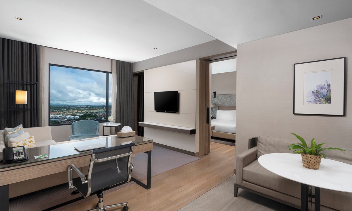 Noen Phra Hotel | Holiday Inn & Suites Rayong City Centre by IHG