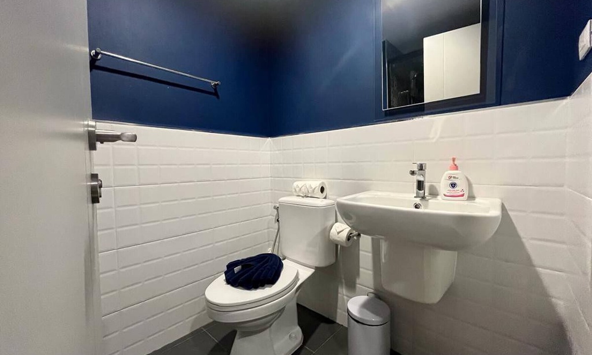 Phuket Apartment | The Base - New Studio Great location, shared Pool