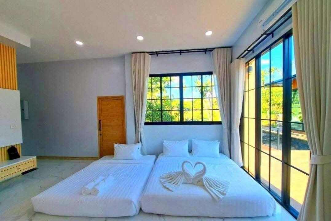 Trang Villa | Naisuan villa