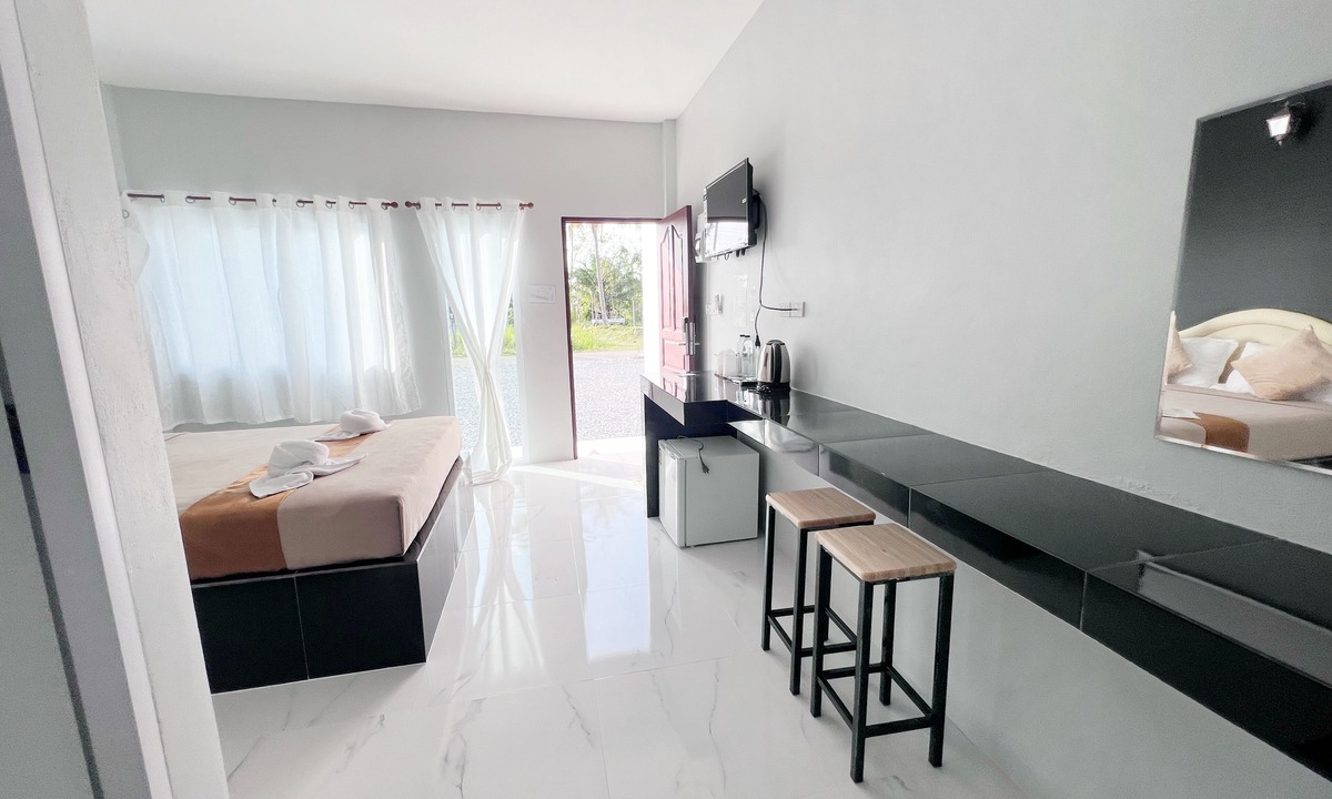 Pak Nam Hotel | BM Beach Resort
