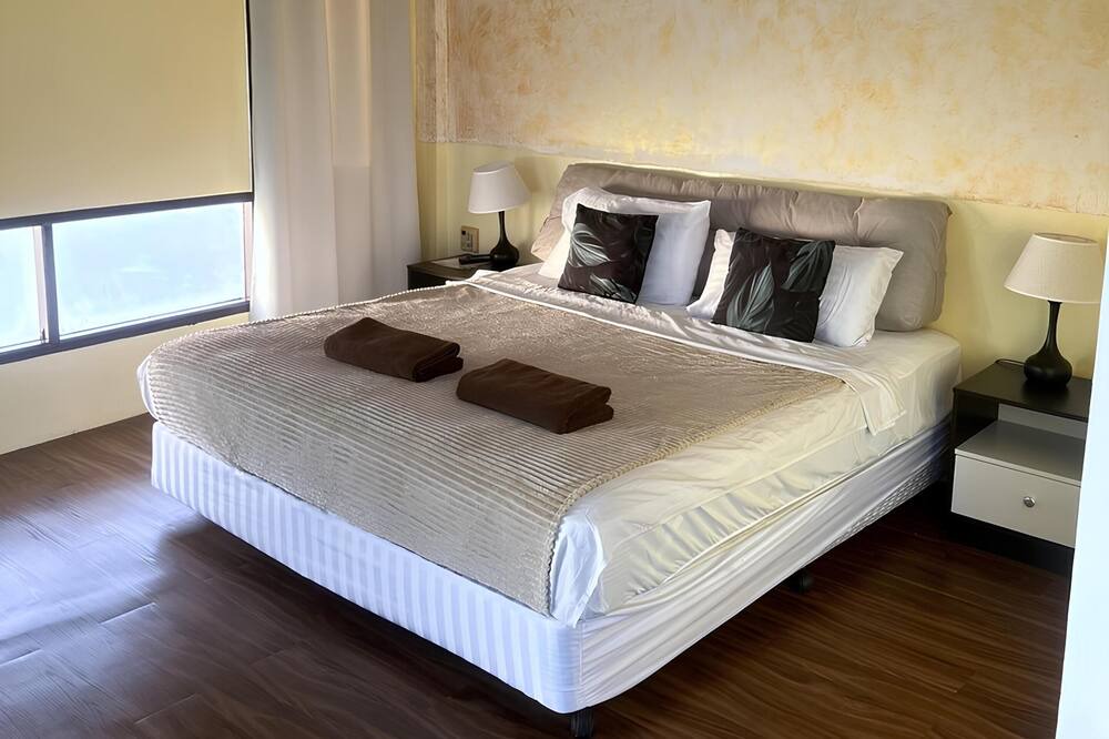Thong Sala Hotel | Centerpoint Hotel & Plaza