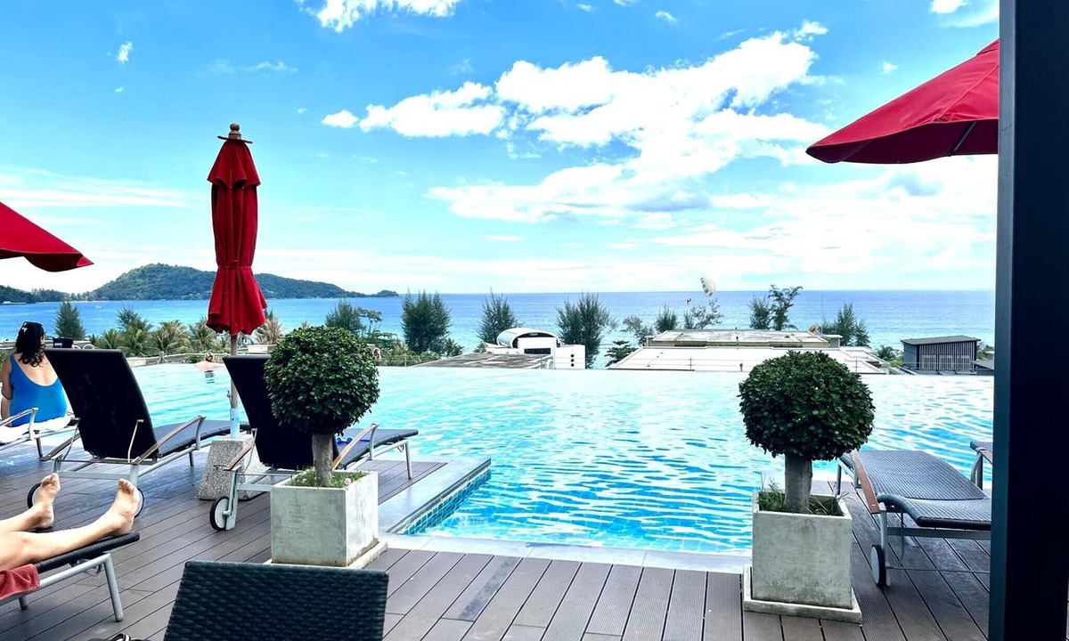 Patong Apartment | Studio Apartments With Shared Pool Near Patong Beach