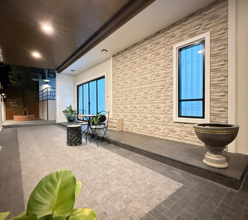 Khlong Hae Villa | Happy Hours Pool Villa