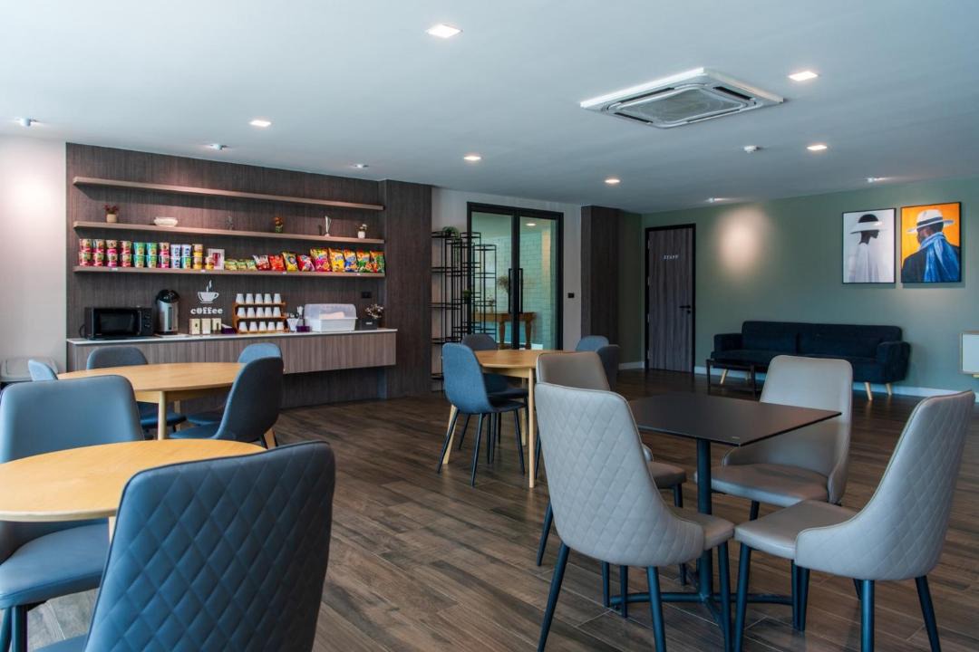 Chachoengsao Hotel | บีบี กลาสเฮ้าส์ ฉะเชิงเทรา2 BB Glass House Chachoengsao Hotel