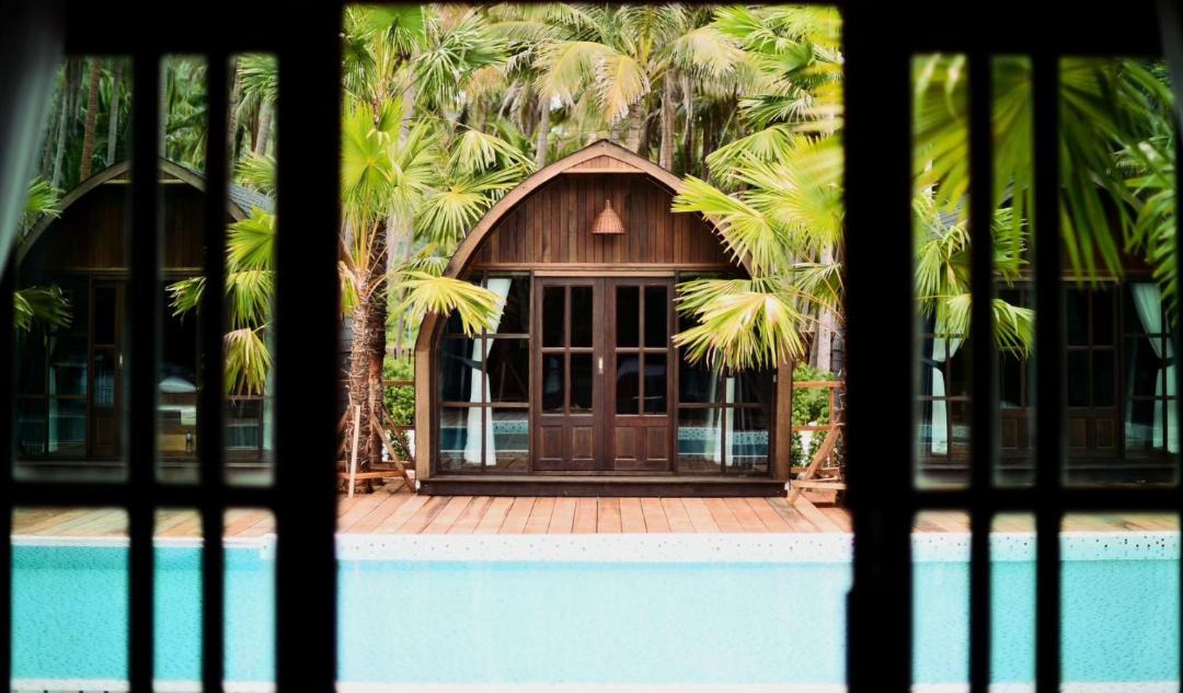 Sichon Resort | ไอยรา แคมป์ปิ้ง แอนด์ รีสอร์ท