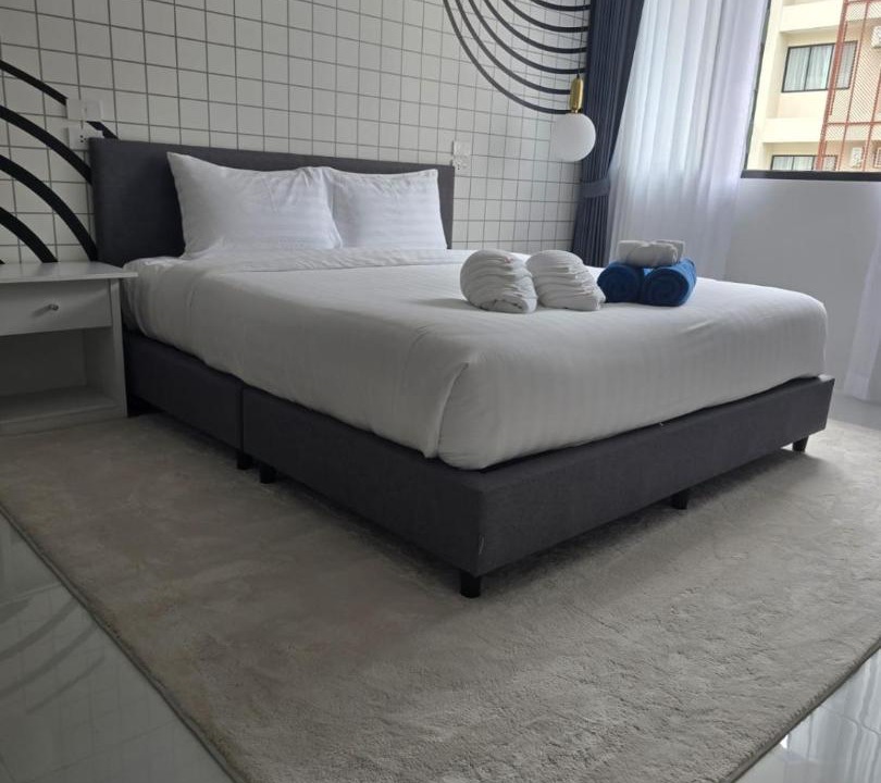 Nai Harn Apartment | Bright Studio, Utopia Nai Harn by Best Rent Phuket