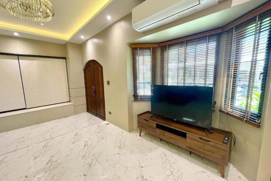 Pak Nakhon Villa | Jmpoolvilla