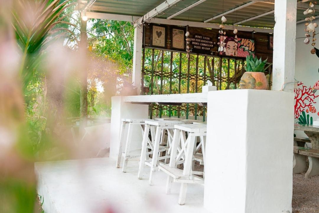 Pak Khlong Resort | ภูผาหน้าเล PhuPha-NaLay Cafe'n Camping