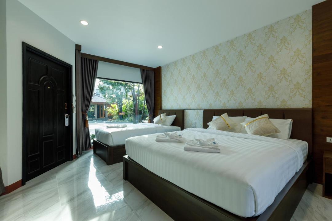 Nakhon Si Thammarat Hotel | บีวินรีสอร์ท