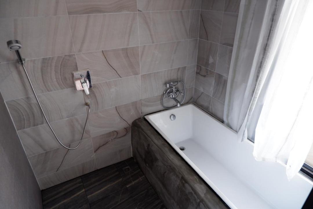 Phunphin Hotel | Black Elephant Boutique