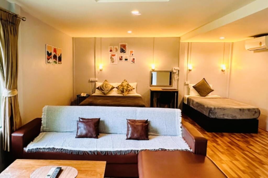 Photo of Bedroom in Pong