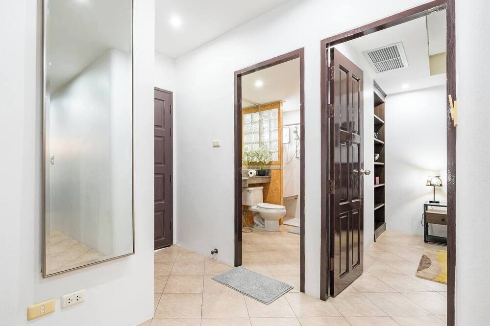 Photo of Bathroom in Kamala
