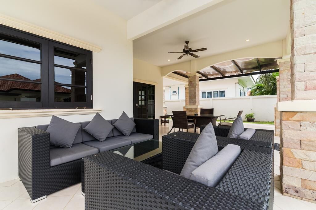 Photo of Patio Balcony in Hin Lek Fai