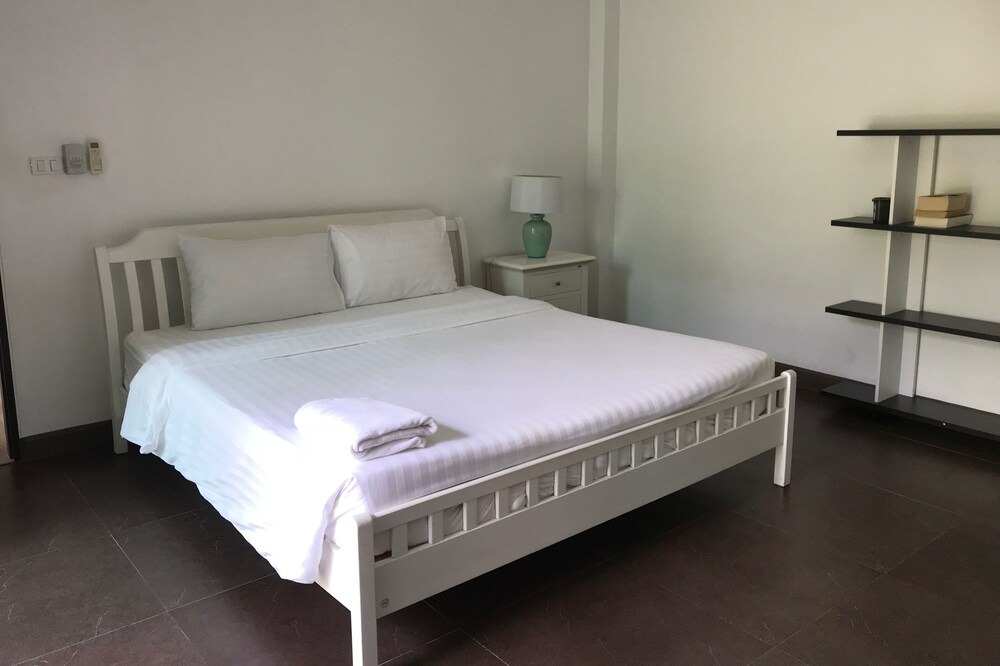 Photo of Bedroom in Chalong