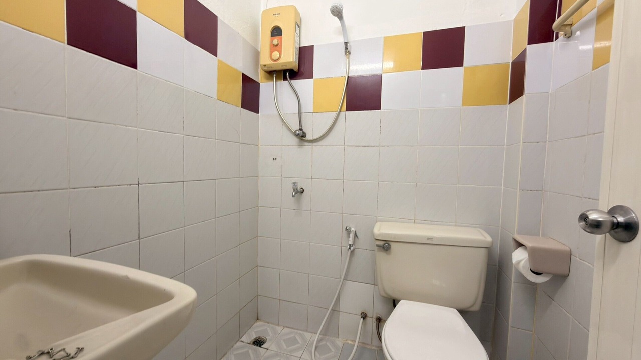 Photo of Bathroom in Khlang
