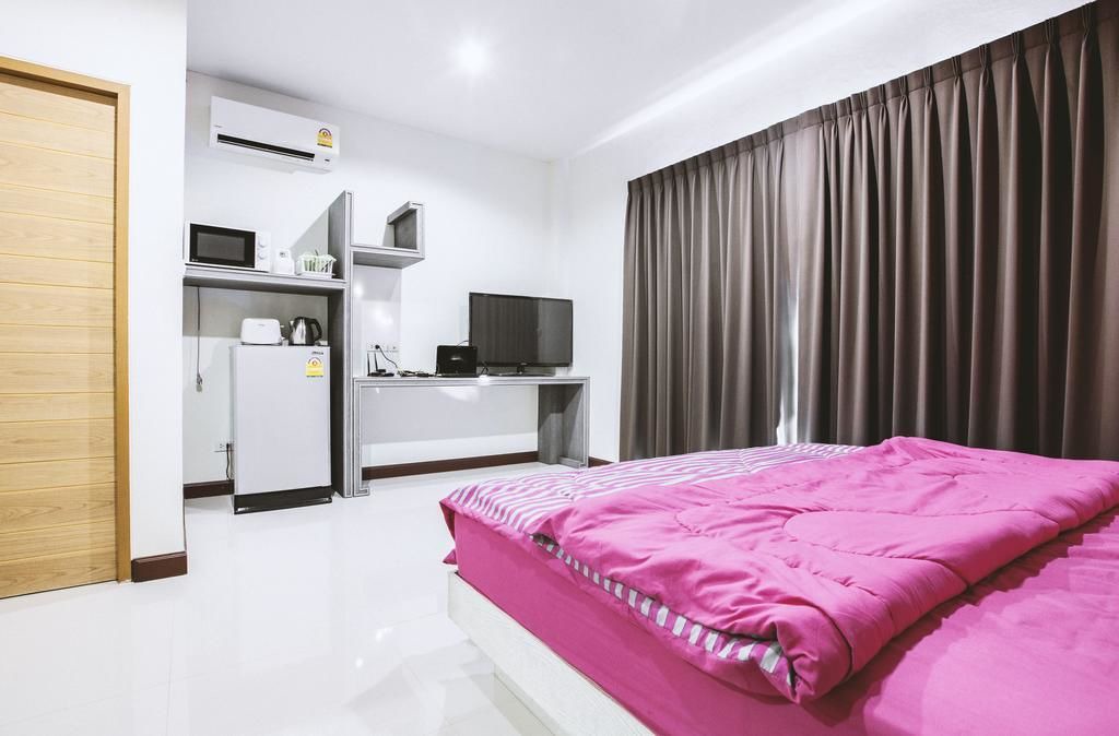 Photo of Bedroom in Chalong