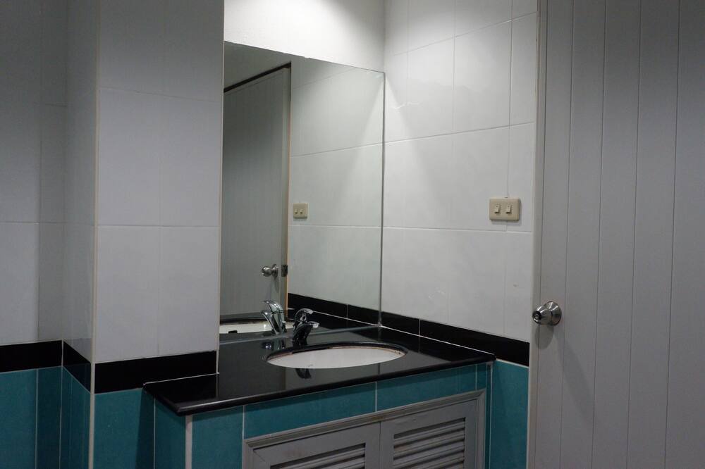 Photo of Bathroom in Lang Suan