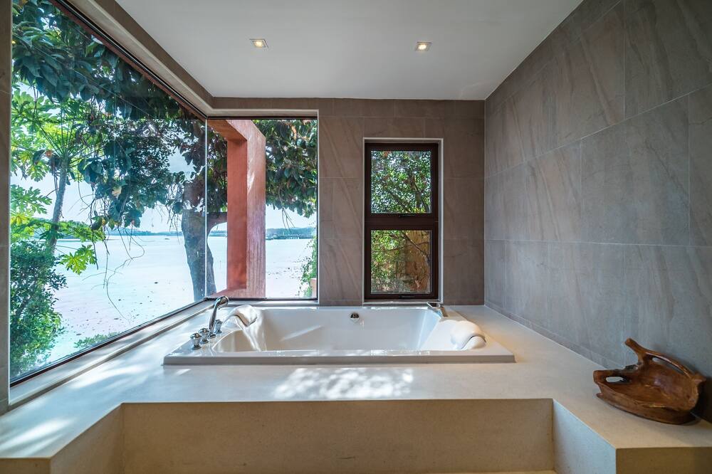 Photo of Bathroom in Wichit