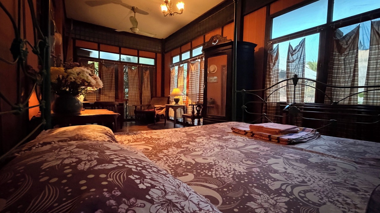 Photo of Bathroom in Wat Sam Phraya
