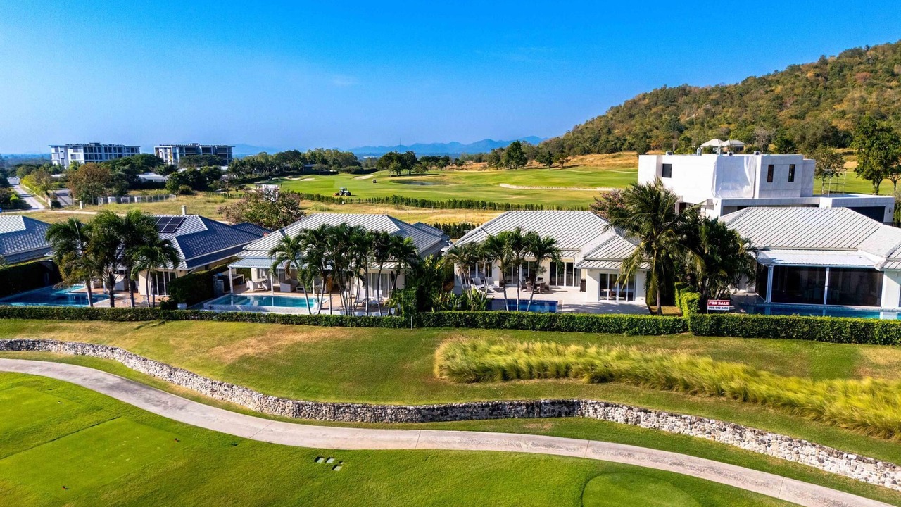 Photo of Outdoor in Hin Lek Fai
