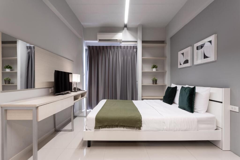 Photo of Bedroom in Thanon Phetchaburi