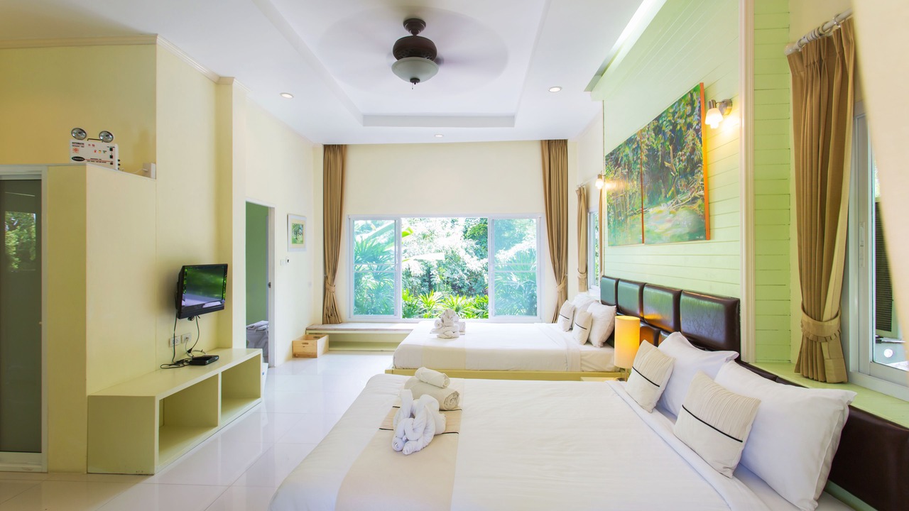 Photo of Bedroom in Khanong Phra