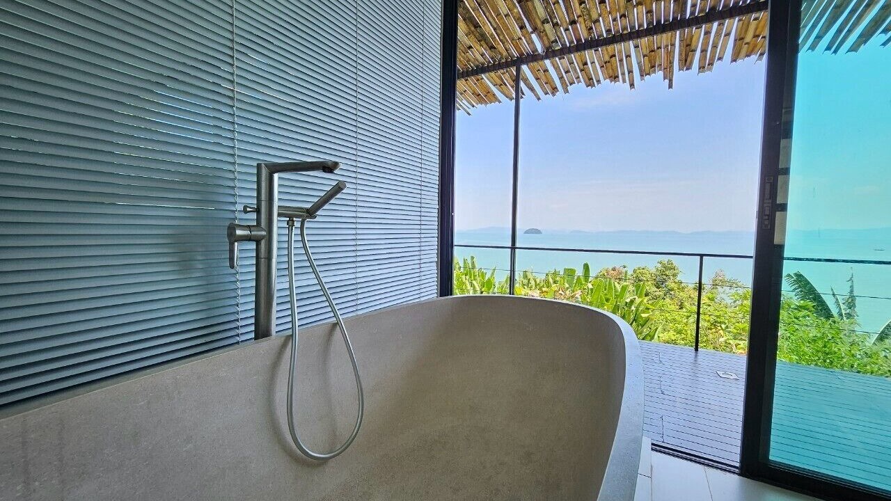 Photo of Bathroom in Pa Klok