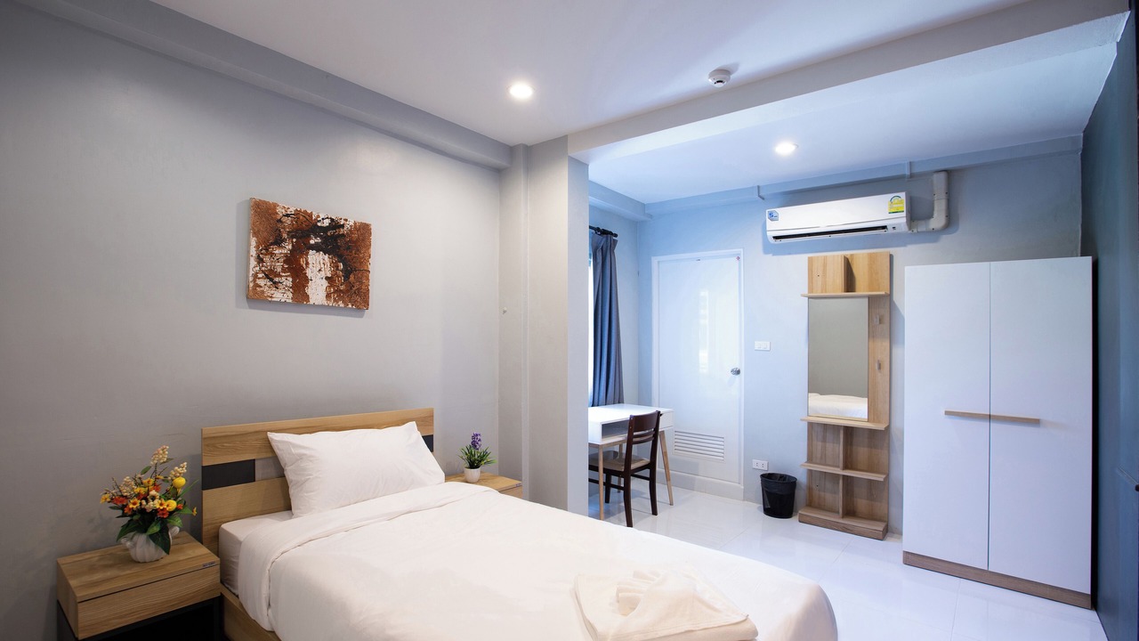 Photo of Bedroom in Si Phraya