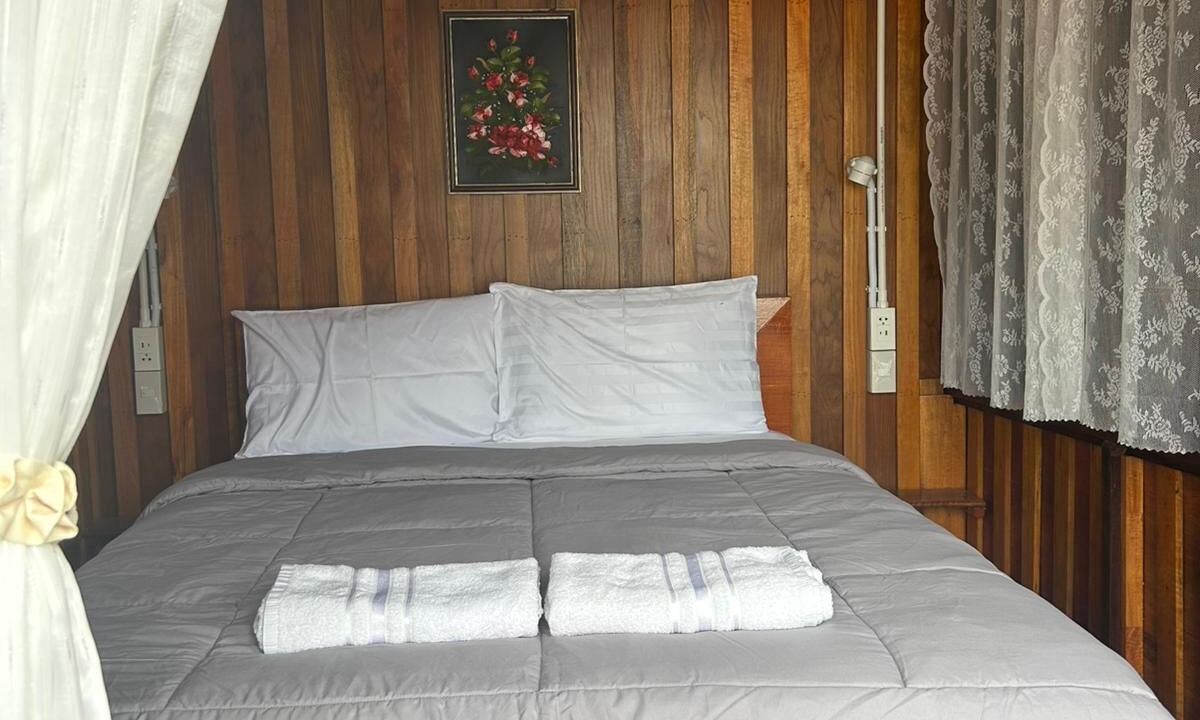 Photo of Bedroom in Taling Ngam