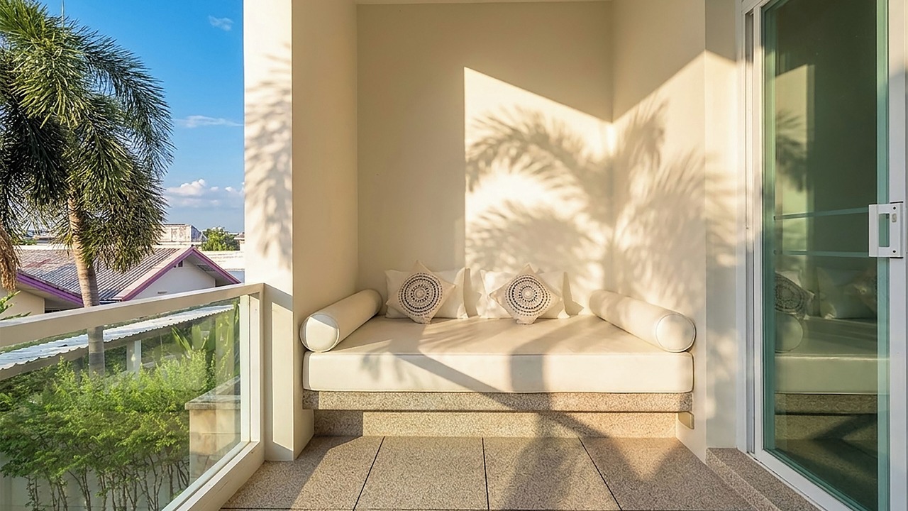 Photo of Patio Balcony in Wichit