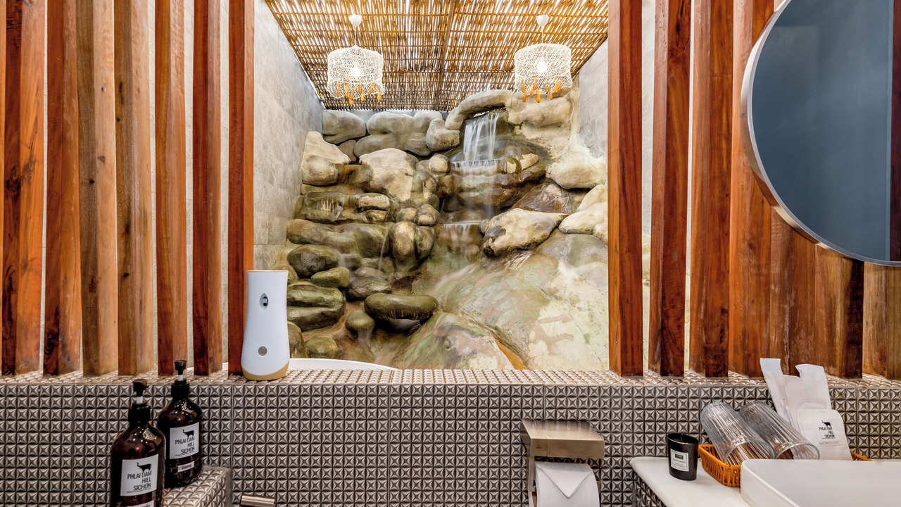 Photo of Bathroom in Sichon