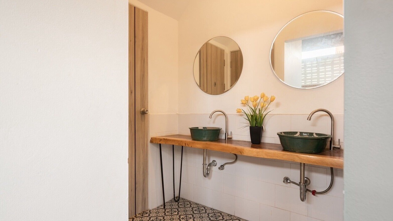 Photo of Bathroom in Maha Phruttharam