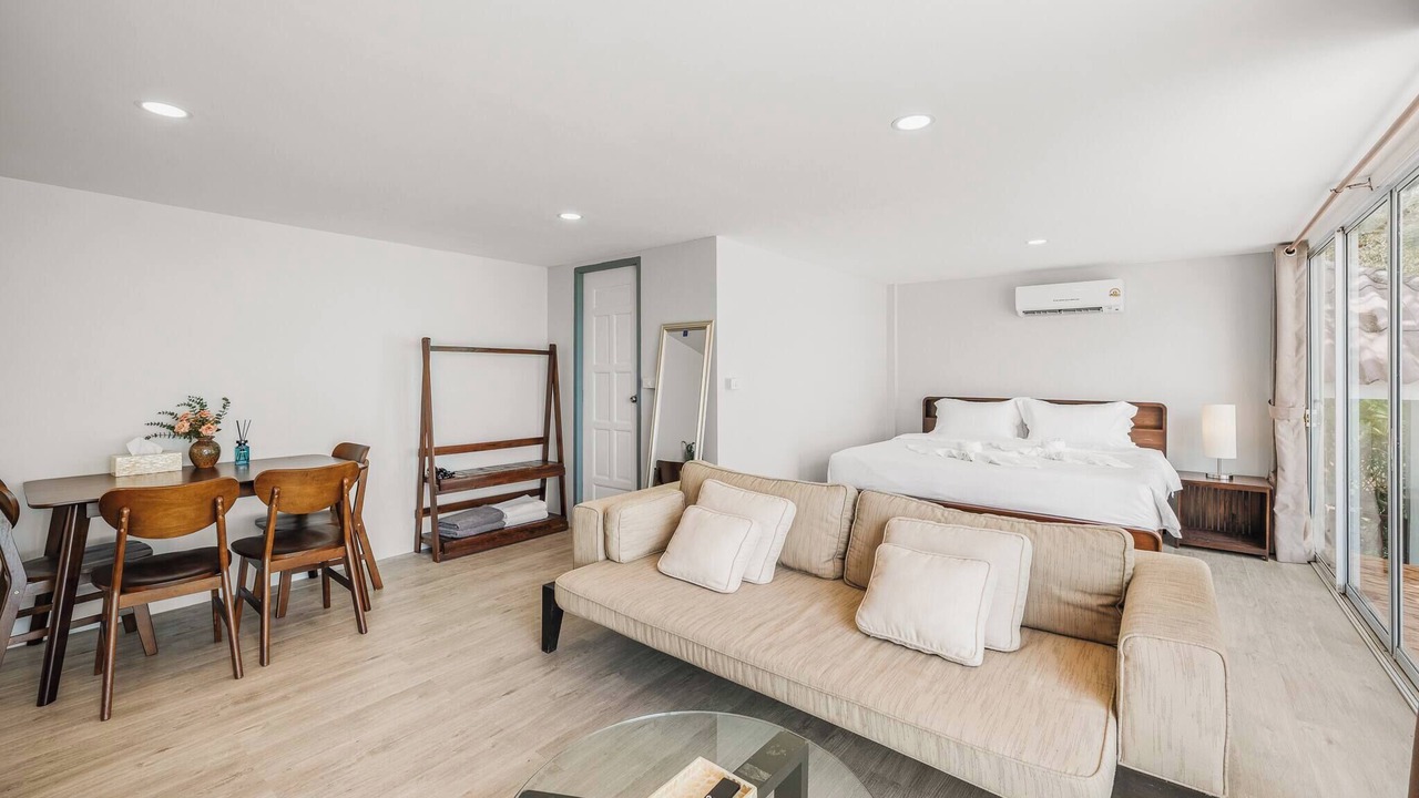 Photo of Bedroom in Maret