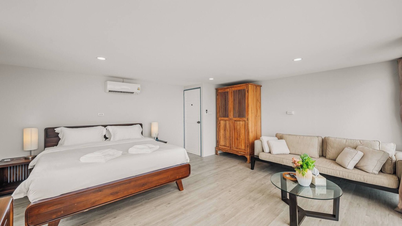 Photo of Bedroom in Maret