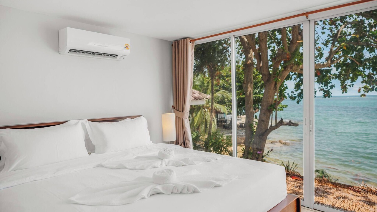 Photo of Bedroom in Maret