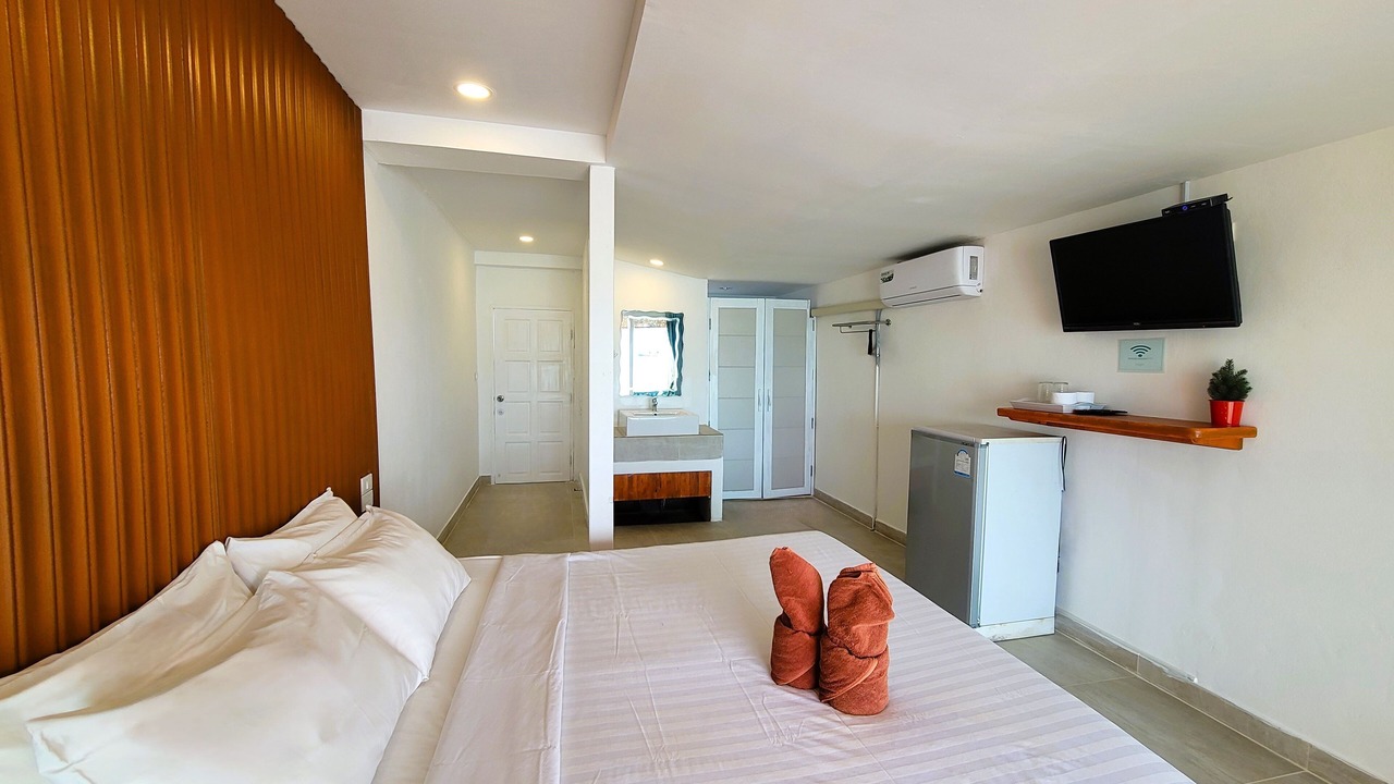 Photo of Bedroom in Koh Lan